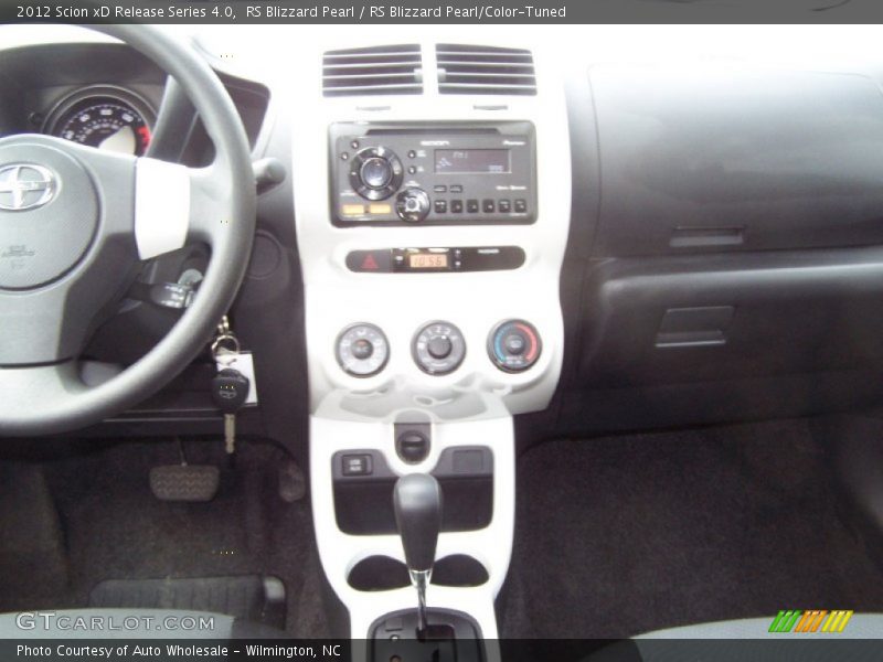 RS Blizzard Pearl / RS Blizzard Pearl/Color-Tuned 2012 Scion xD Release Series 4.0
