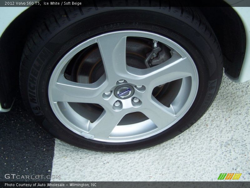 Ice White / Soft Beige 2012 Volvo S60 T5