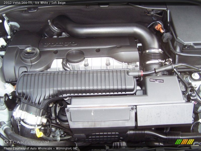Ice White / Soft Beige 2012 Volvo S60 T5