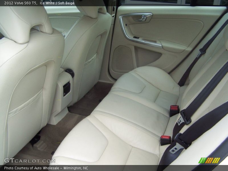 Ice White / Soft Beige 2012 Volvo S60 T5