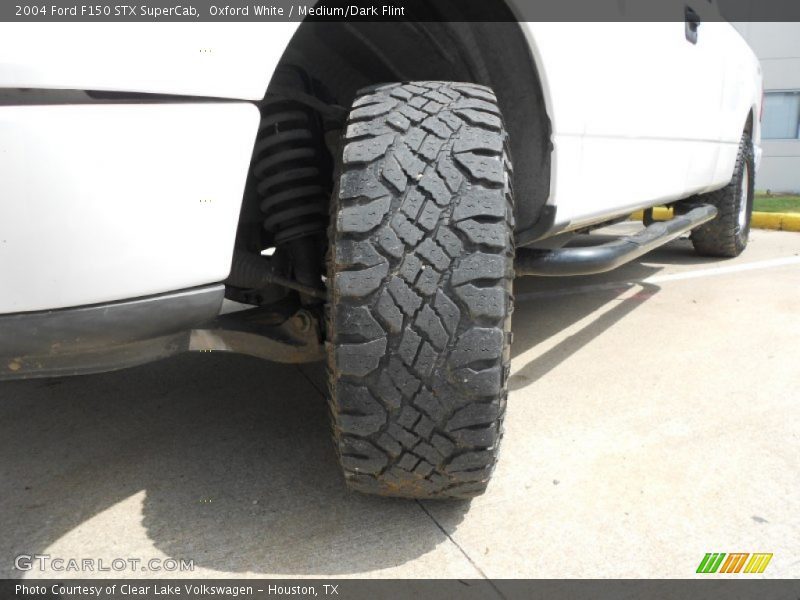 Oxford White / Medium/Dark Flint 2004 Ford F150 STX SuperCab