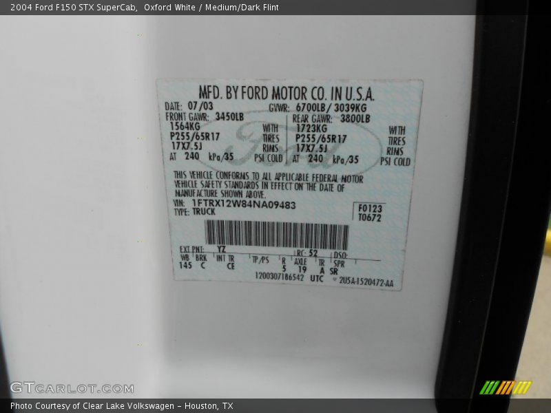 Oxford White / Medium/Dark Flint 2004 Ford F150 STX SuperCab