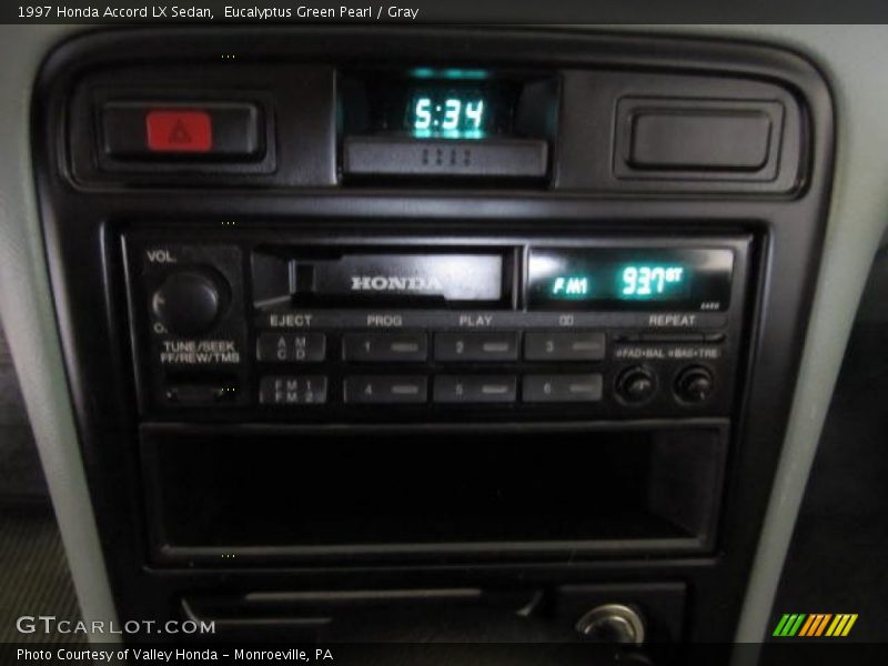 Eucalyptus Green Pearl / Gray 1997 Honda Accord LX Sedan