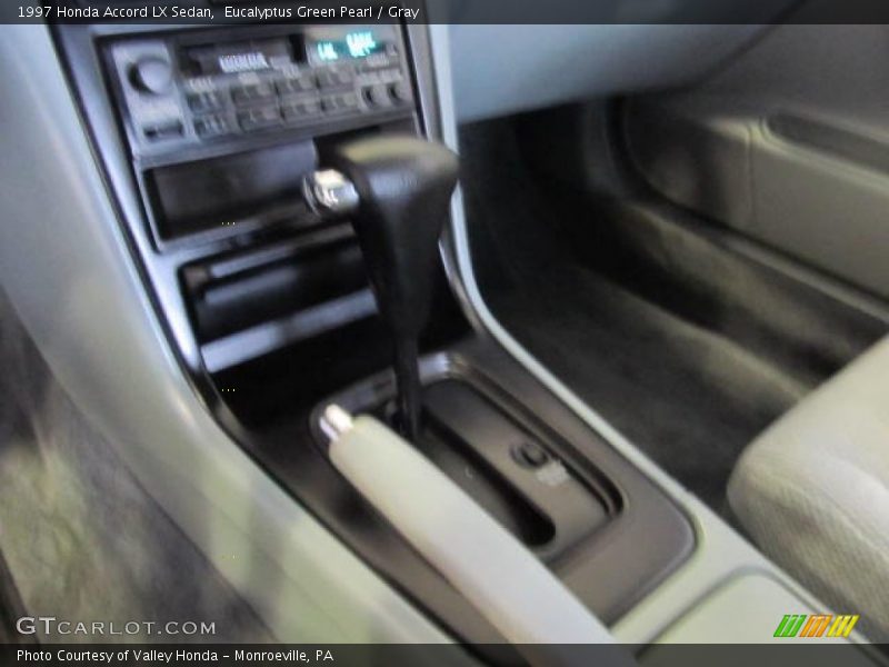 Eucalyptus Green Pearl / Gray 1997 Honda Accord LX Sedan