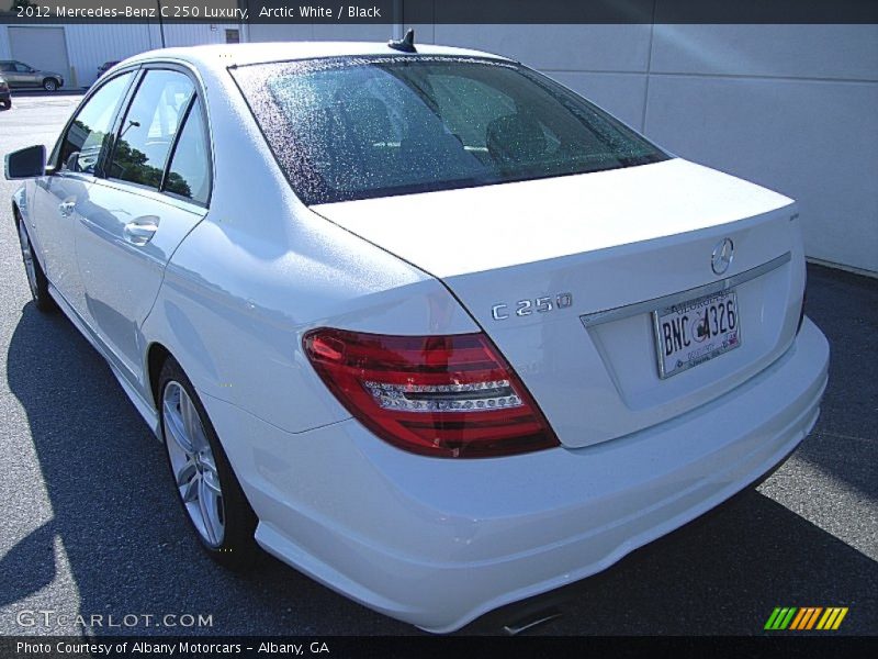 Arctic White / Black 2012 Mercedes-Benz C 250 Luxury