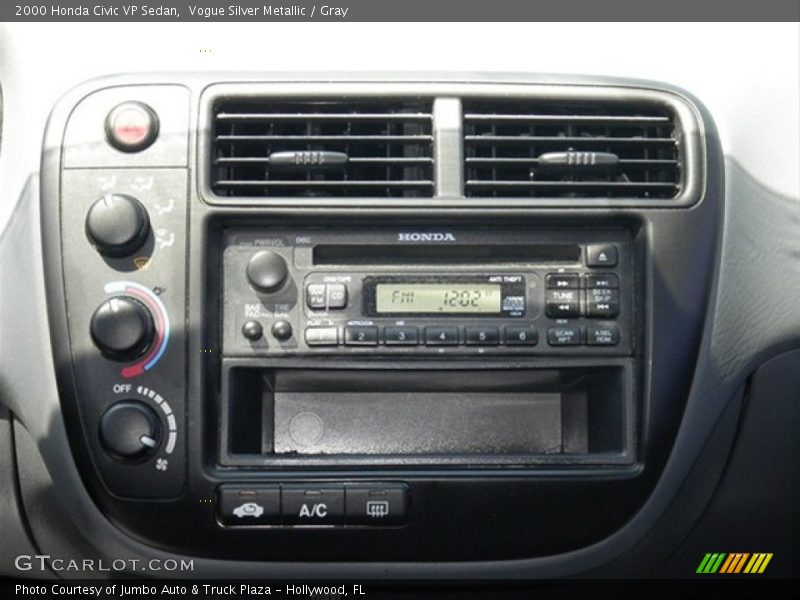 Vogue Silver Metallic / Gray 2000 Honda Civic VP Sedan