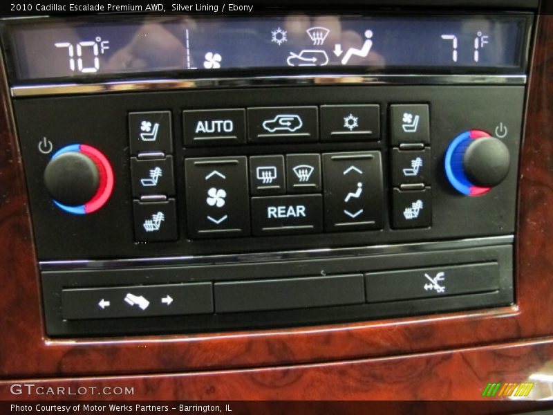 Silver Lining / Ebony 2010 Cadillac Escalade Premium AWD