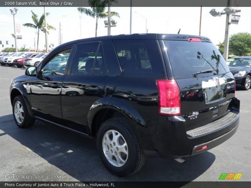 Black Onyx / Gray 2006 Saturn VUE