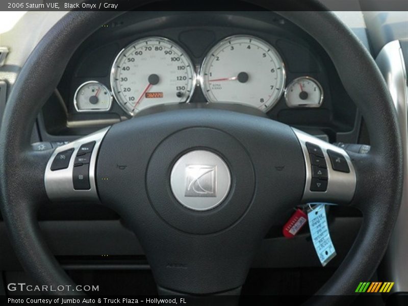Black Onyx / Gray 2006 Saturn VUE