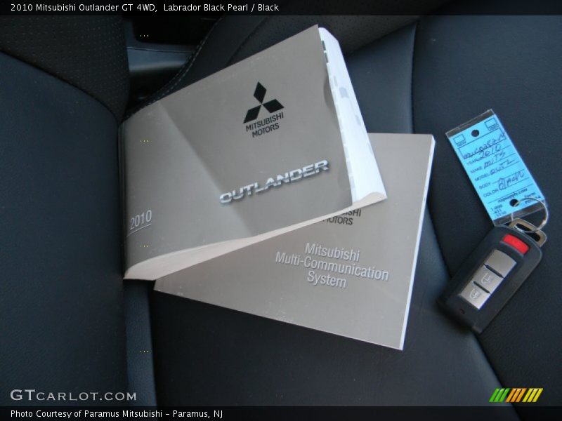 Labrador Black Pearl / Black 2010 Mitsubishi Outlander GT 4WD