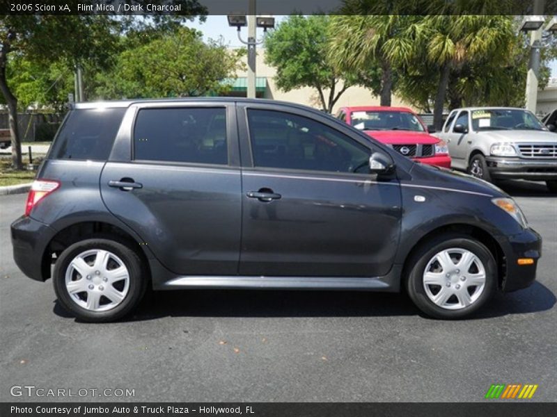 Flint Mica / Dark Charcoal 2006 Scion xA