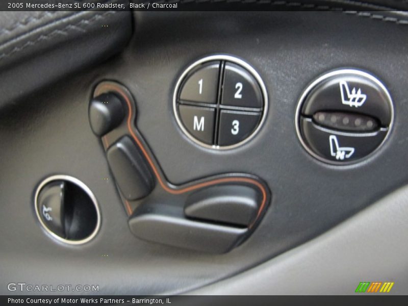 Controls of 2005 SL 600 Roadster