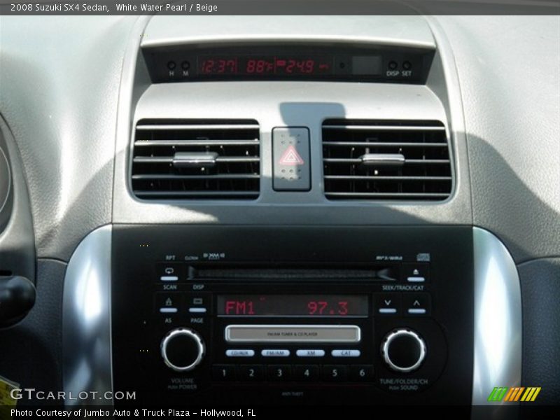 White Water Pearl / Beige 2008 Suzuki SX4 Sedan
