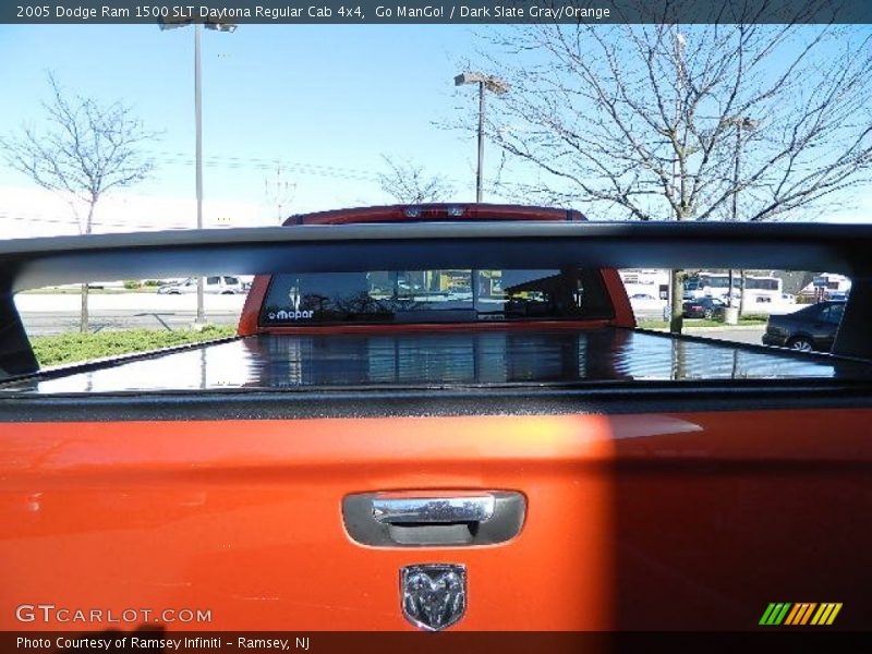 Go ManGo! / Dark Slate Gray/Orange 2005 Dodge Ram 1500 SLT Daytona Regular Cab 4x4