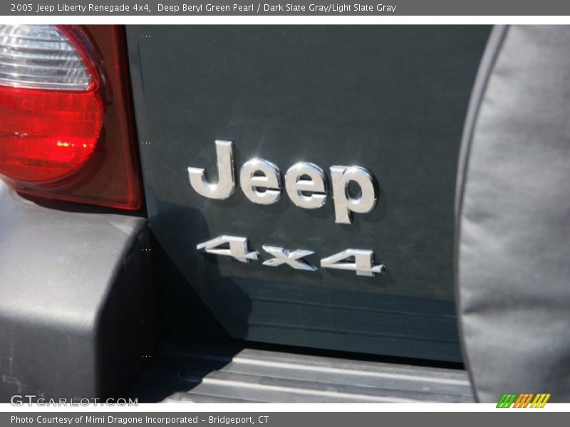 Deep Beryl Green Pearl / Dark Slate Gray/Light Slate Gray 2005 Jeep Liberty Renegade 4x4