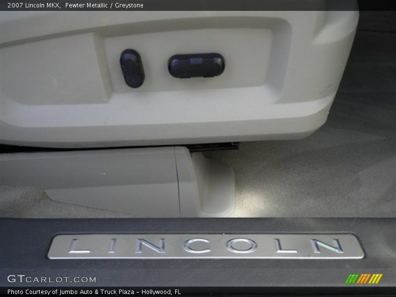 Pewter Metallic / Greystone 2007 Lincoln MKX