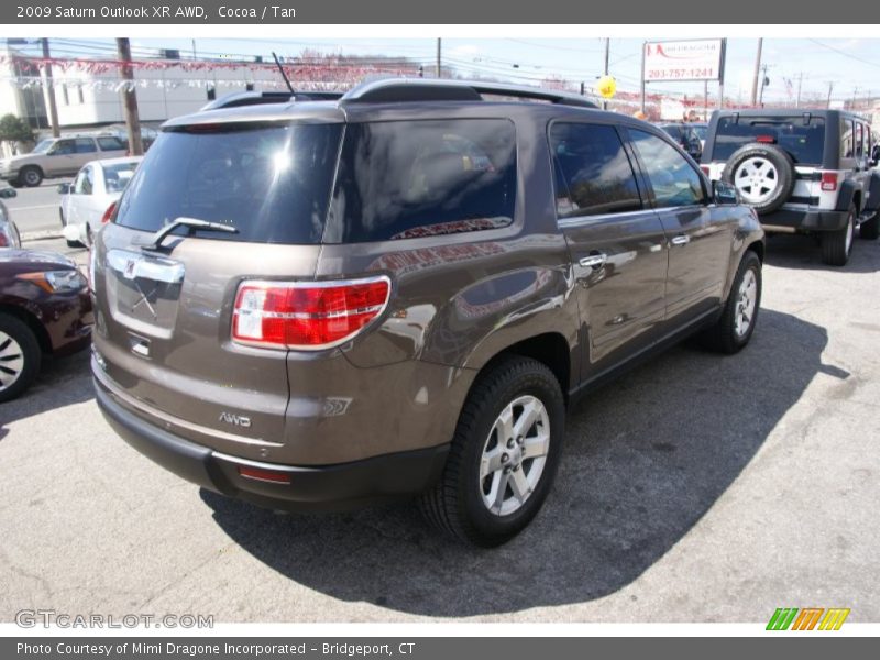 Cocoa / Tan 2009 Saturn Outlook XR AWD