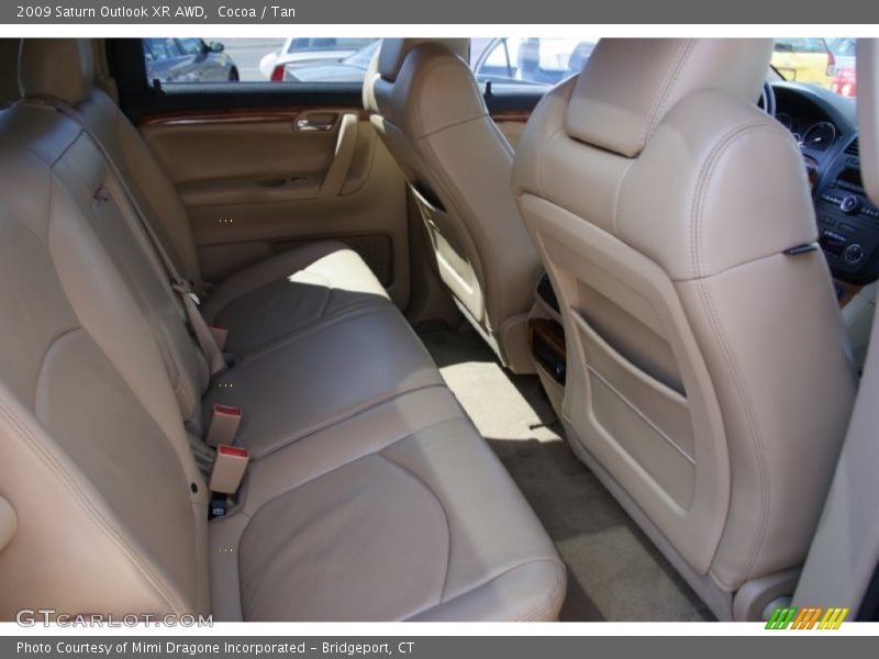 Cocoa / Tan 2009 Saturn Outlook XR AWD