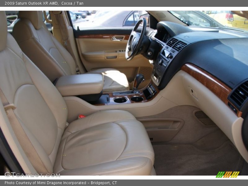 Cocoa / Tan 2009 Saturn Outlook XR AWD