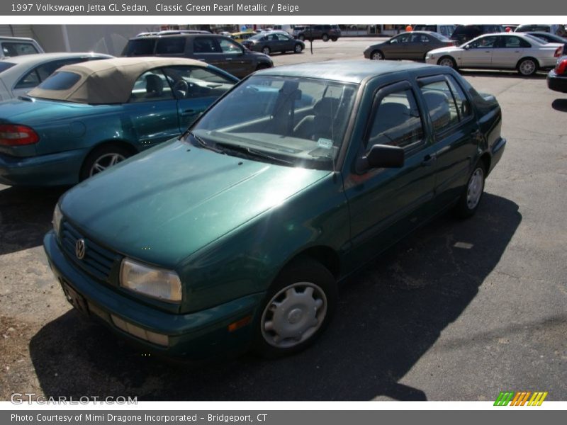 Classic Green Pearl Metallic / Beige 1997 Volkswagen Jetta GL Sedan