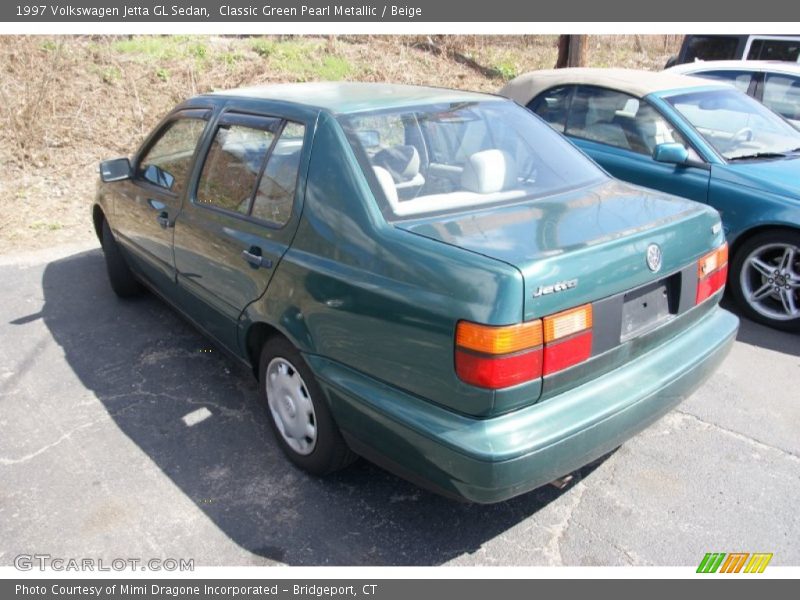 Classic Green Pearl Metallic / Beige 1997 Volkswagen Jetta GL Sedan
