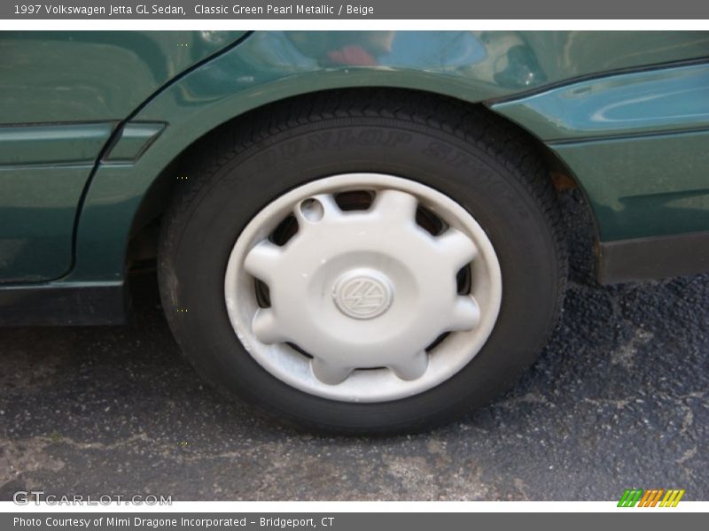 Classic Green Pearl Metallic / Beige 1997 Volkswagen Jetta GL Sedan