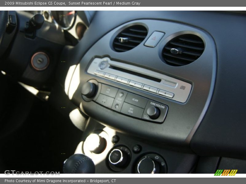 Sunset Pearlescent Pearl / Medium Gray 2009 Mitsubishi Eclipse GS Coupe