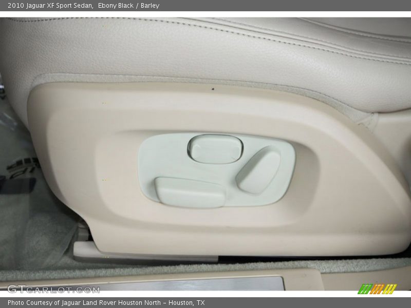 Ebony Black / Barley 2010 Jaguar XF Sport Sedan