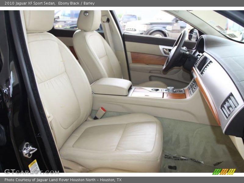  2010 XF Sport Sedan Barley Interior