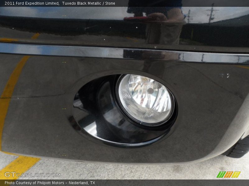 Tuxedo Black Metallic / Stone 2011 Ford Expedition Limited
