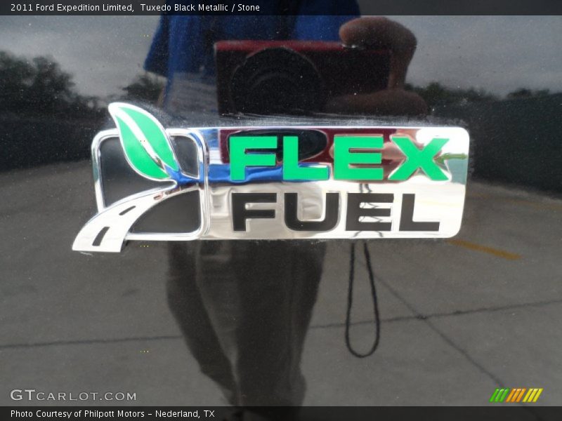 Tuxedo Black Metallic / Stone 2011 Ford Expedition Limited