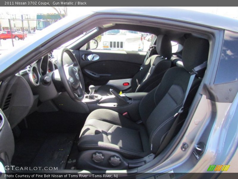 Gun Metallic / Black 2011 Nissan 370Z Coupe