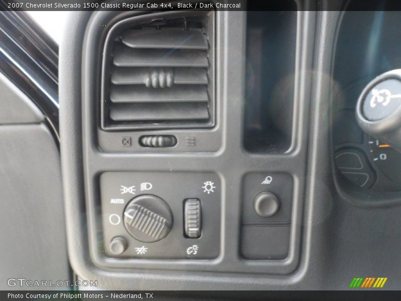 Black / Dark Charcoal 2007 Chevrolet Silverado 1500 Classic Regular Cab 4x4