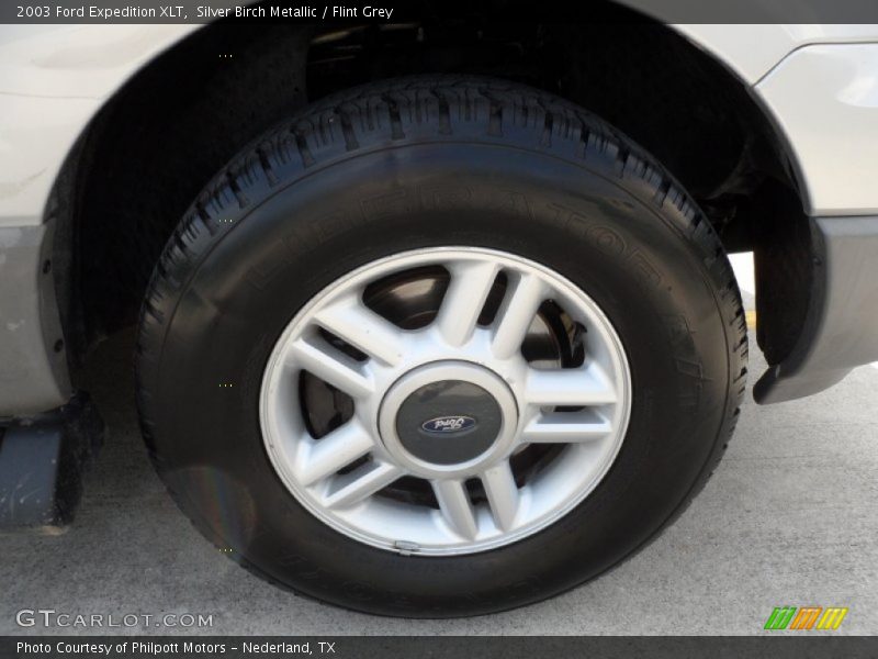  2003 Expedition XLT Wheel