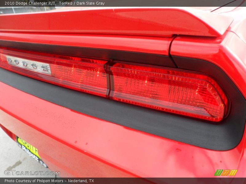 TorRed / Dark Slate Gray 2010 Dodge Challenger R/T