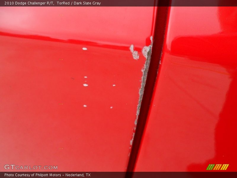 TorRed / Dark Slate Gray 2010 Dodge Challenger R/T