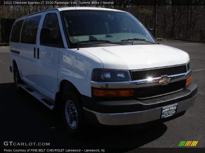 Summit White / Neutral 2011 Chevrolet Express LT 3500 Passenger Van