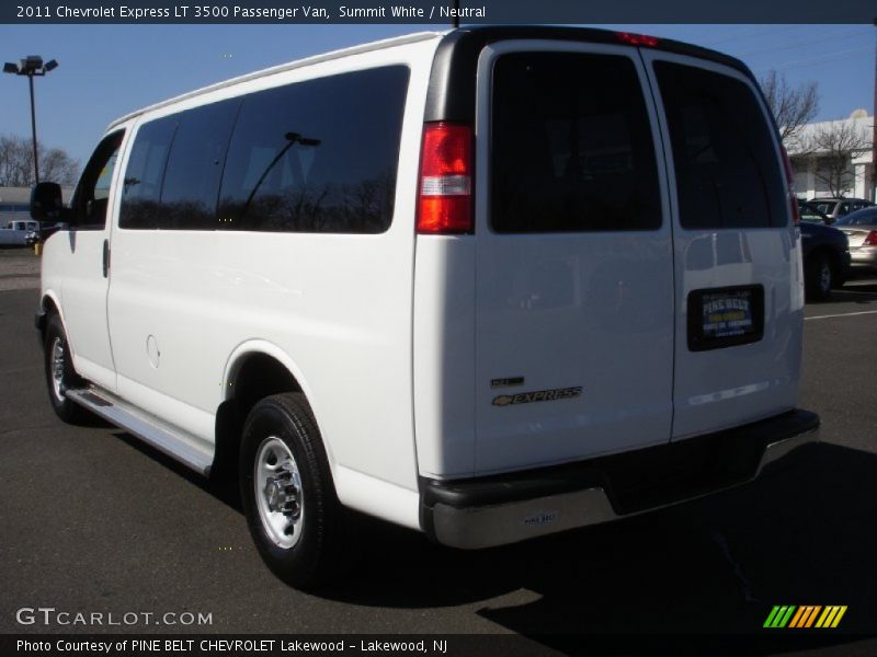 Summit White / Neutral 2011 Chevrolet Express LT 3500 Passenger Van
