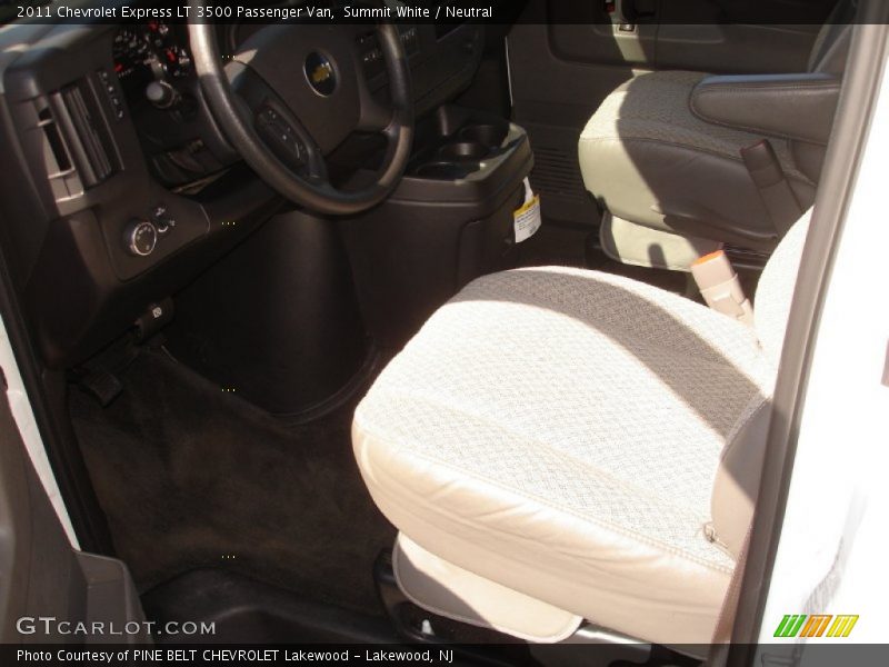 Summit White / Neutral 2011 Chevrolet Express LT 3500 Passenger Van