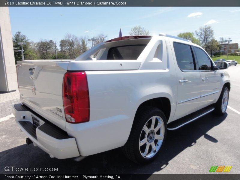 White Diamond / Cashmere/Cocoa 2010 Cadillac Escalade EXT AWD