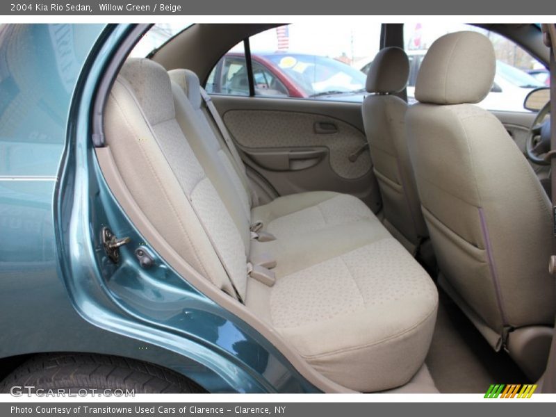 Willow Green / Beige 2004 Kia Rio Sedan