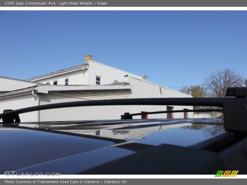 Light Khaki Metallic / Khaki 2006 Jeep Commander 4x4