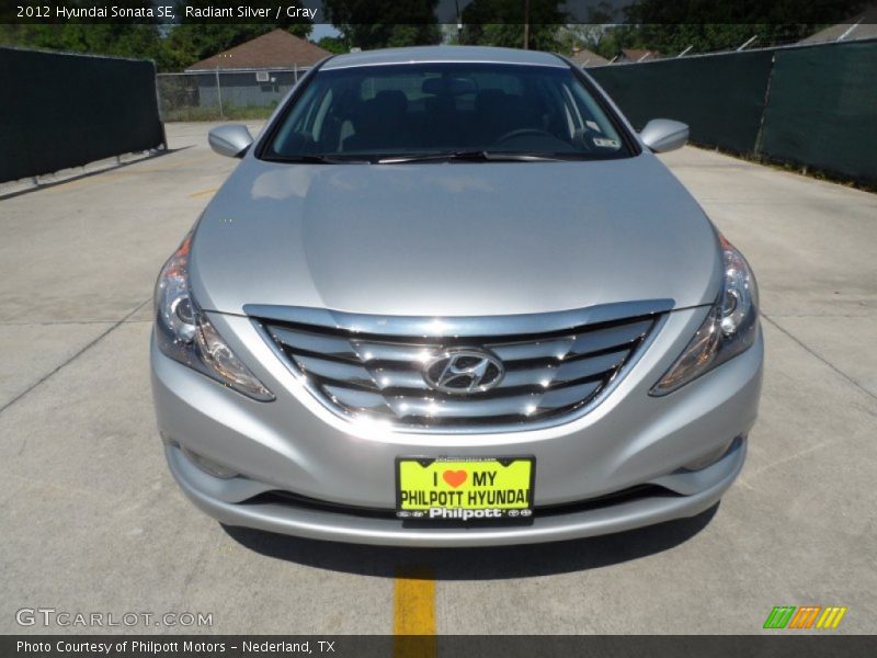 Radiant Silver / Gray 2012 Hyundai Sonata SE