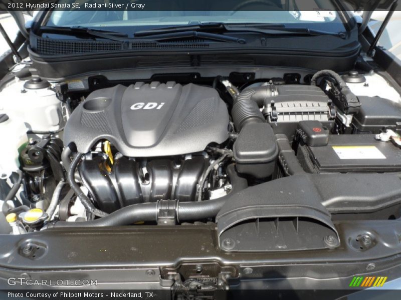Radiant Silver / Gray 2012 Hyundai Sonata SE