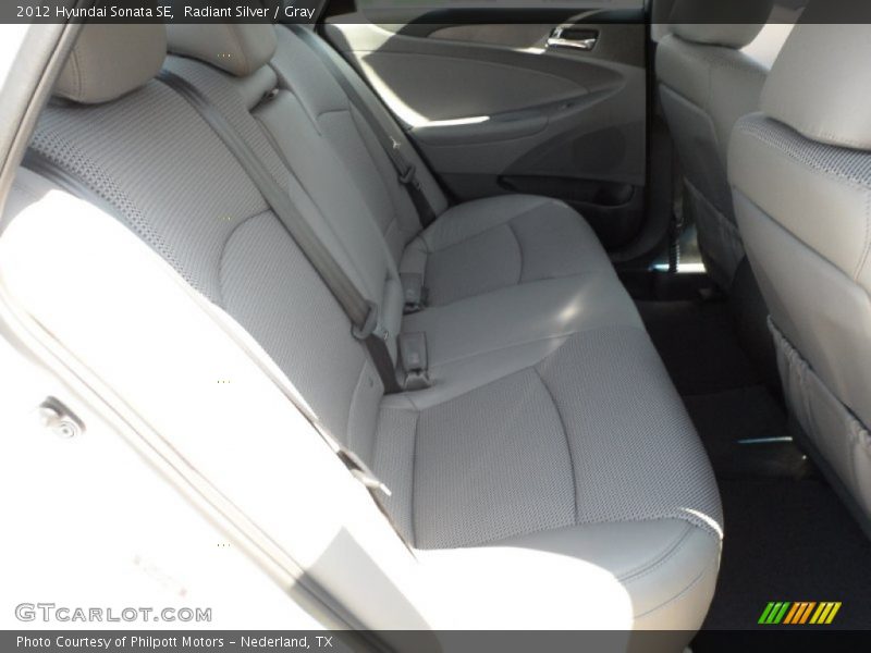 Radiant Silver / Gray 2012 Hyundai Sonata SE