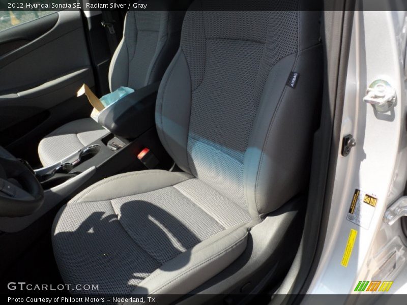 Radiant Silver / Gray 2012 Hyundai Sonata SE