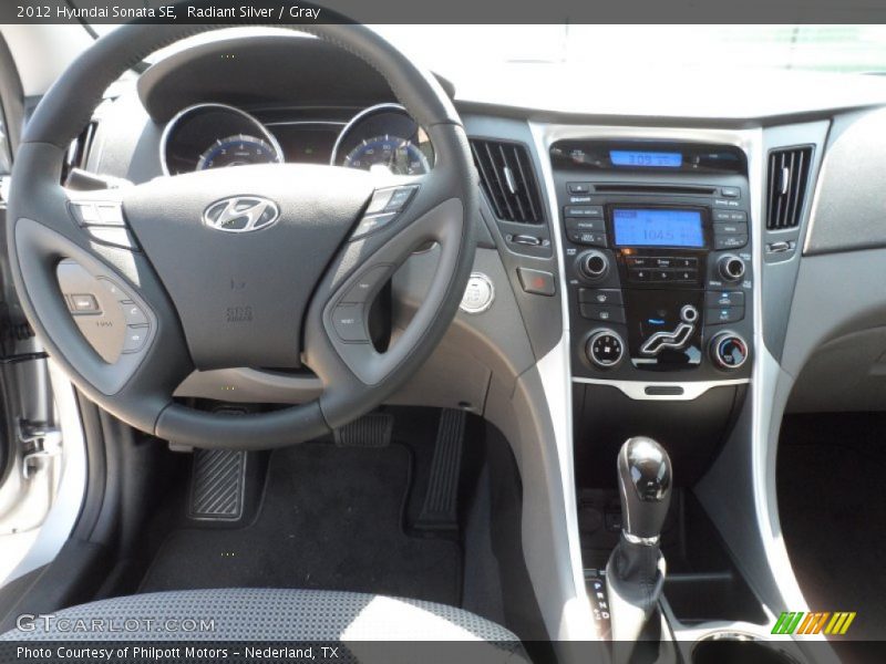 Radiant Silver / Gray 2012 Hyundai Sonata SE