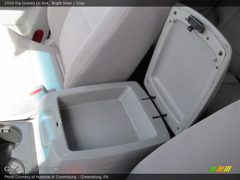 Bright Silver / Gray 2009 Kia Sorento LX 4x4