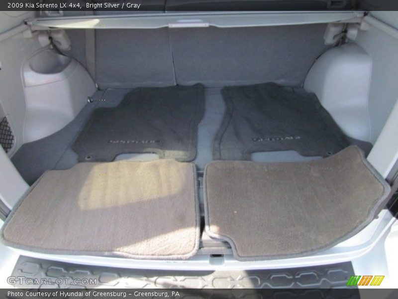 Bright Silver / Gray 2009 Kia Sorento LX 4x4