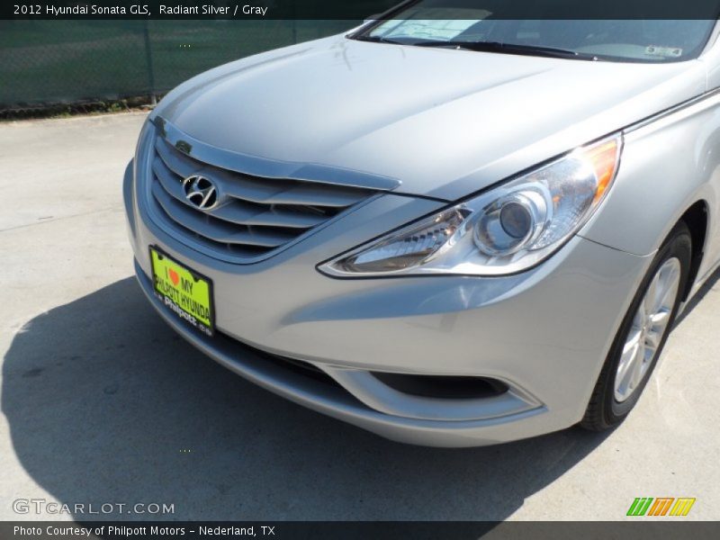 Radiant Silver / Gray 2012 Hyundai Sonata GLS